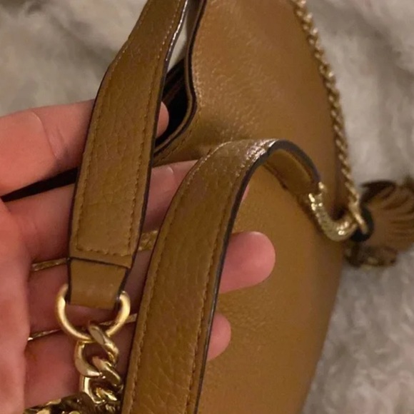 Michael Michael kors leather EUC Whip Stitching Tassel Gold hardware - Picture 7 of 17